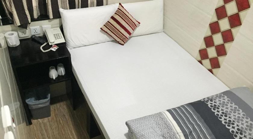 New Fortunate Guest House Hong Kong Bagian luar foto