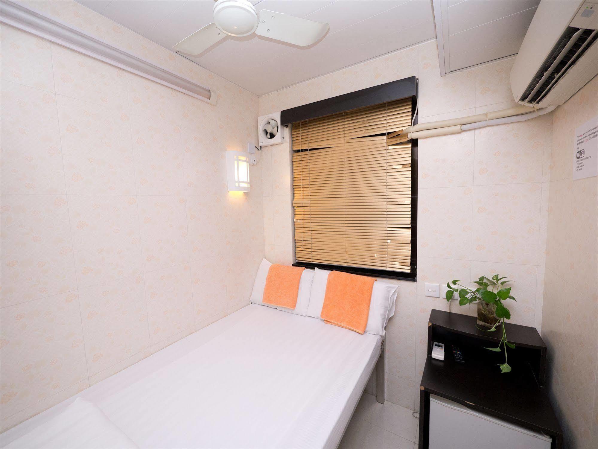 New Fortunate Guest House Hong Kong Bagian luar foto