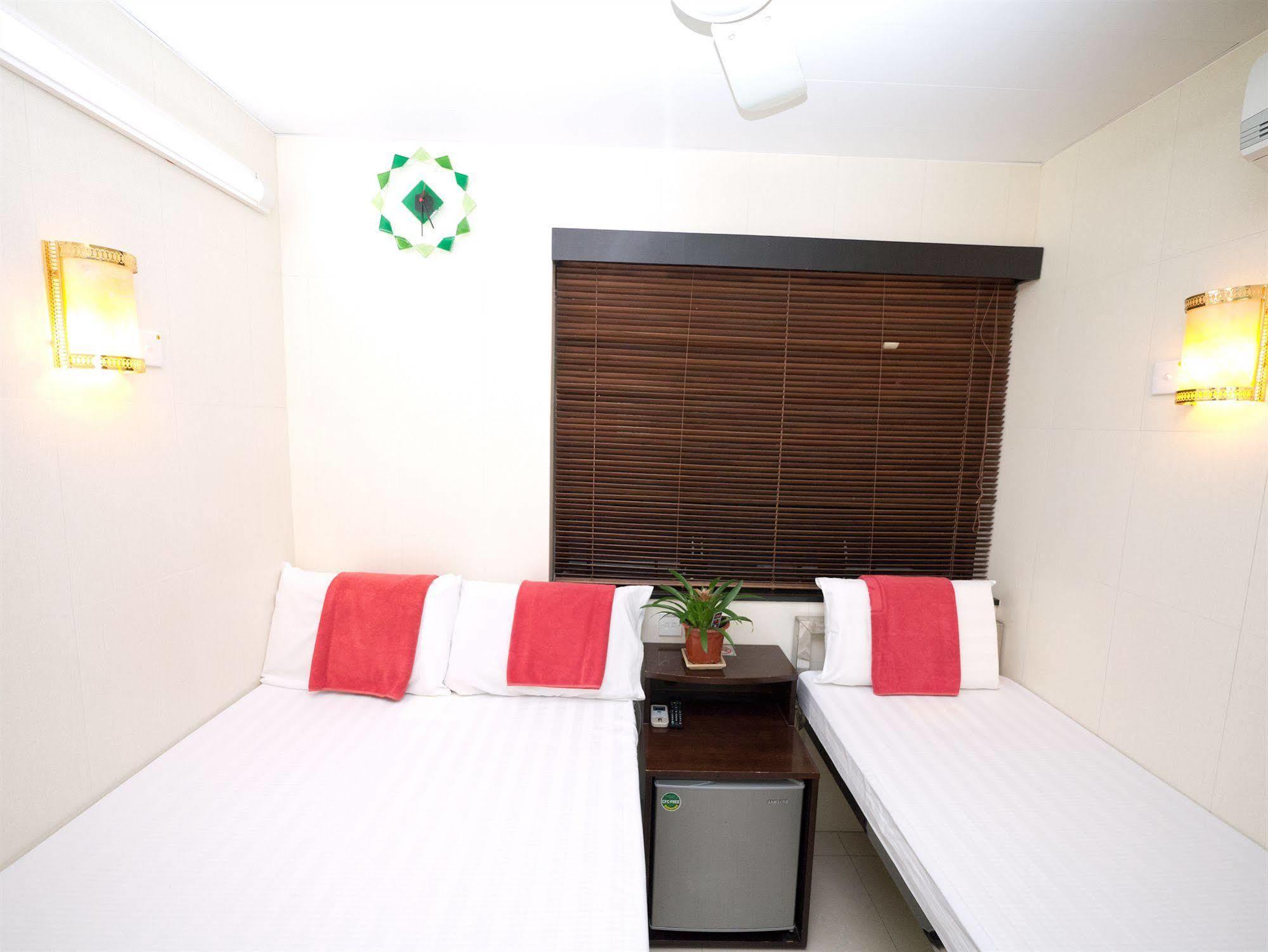 New Fortunate Guest House Hong Kong Bagian luar foto