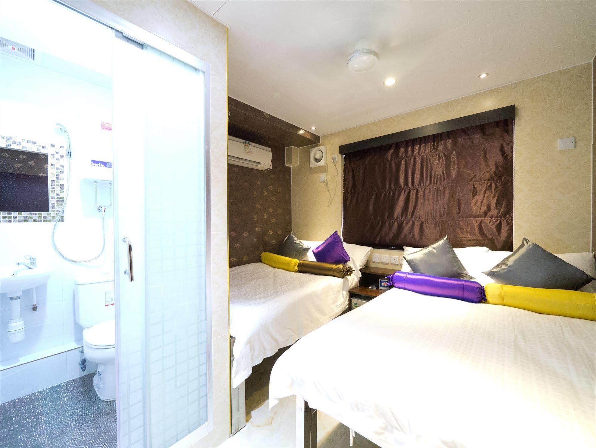 New Fortunate Guest House Hong Kong Bagian luar foto