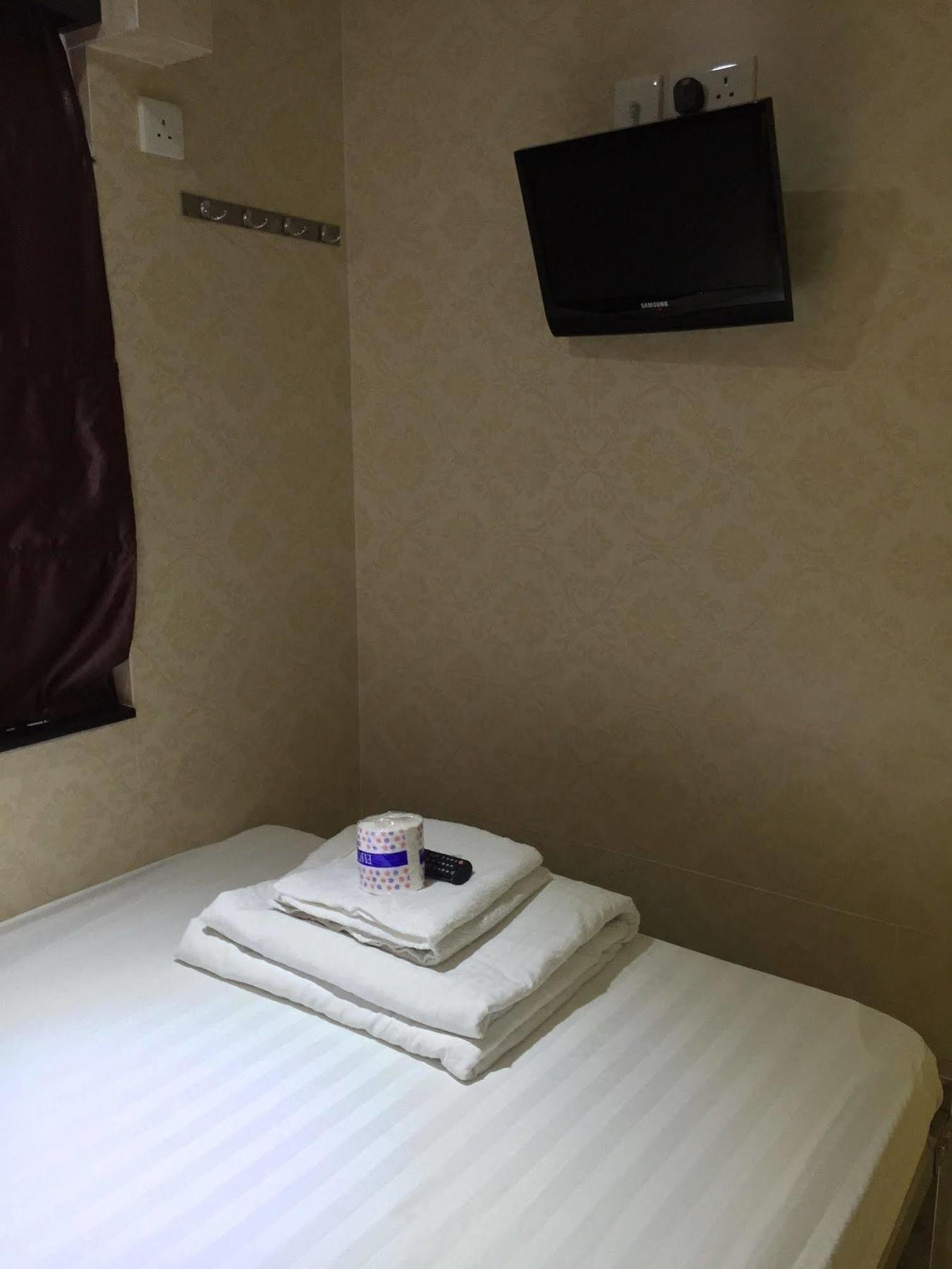 New Fortunate Guest House Hong Kong Bagian luar foto