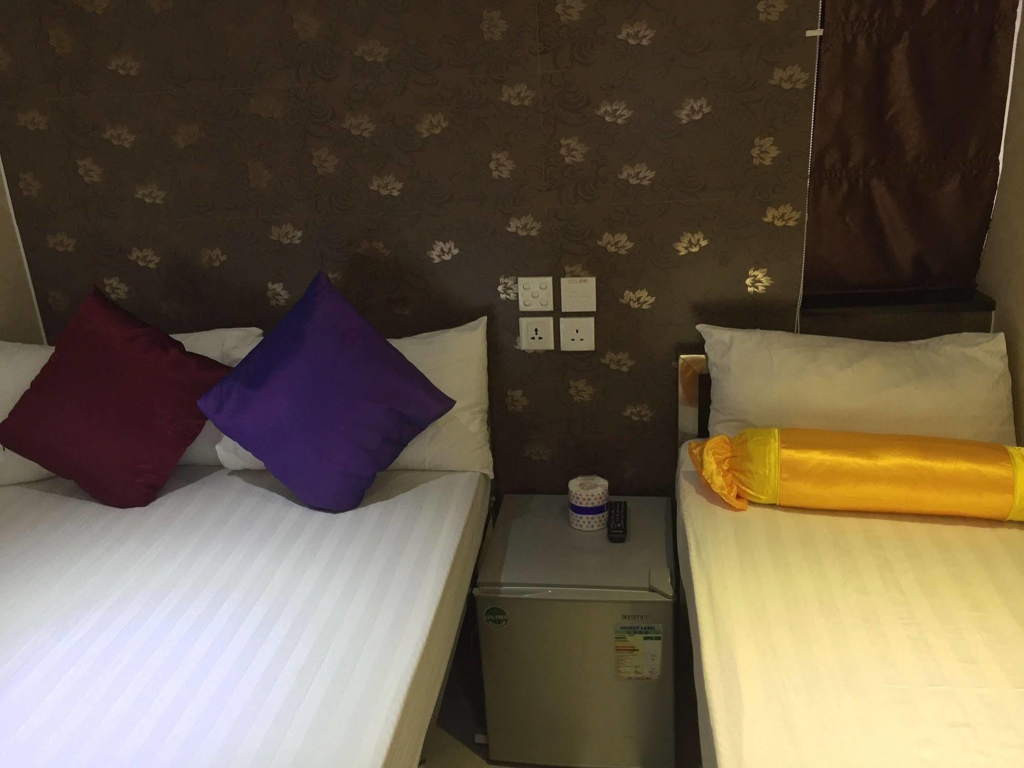New Fortunate Guest House Hong Kong Bagian luar foto
